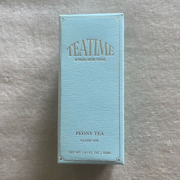 Byron Peony Tea Glow Oil - NIB - Picture 4 of 8
